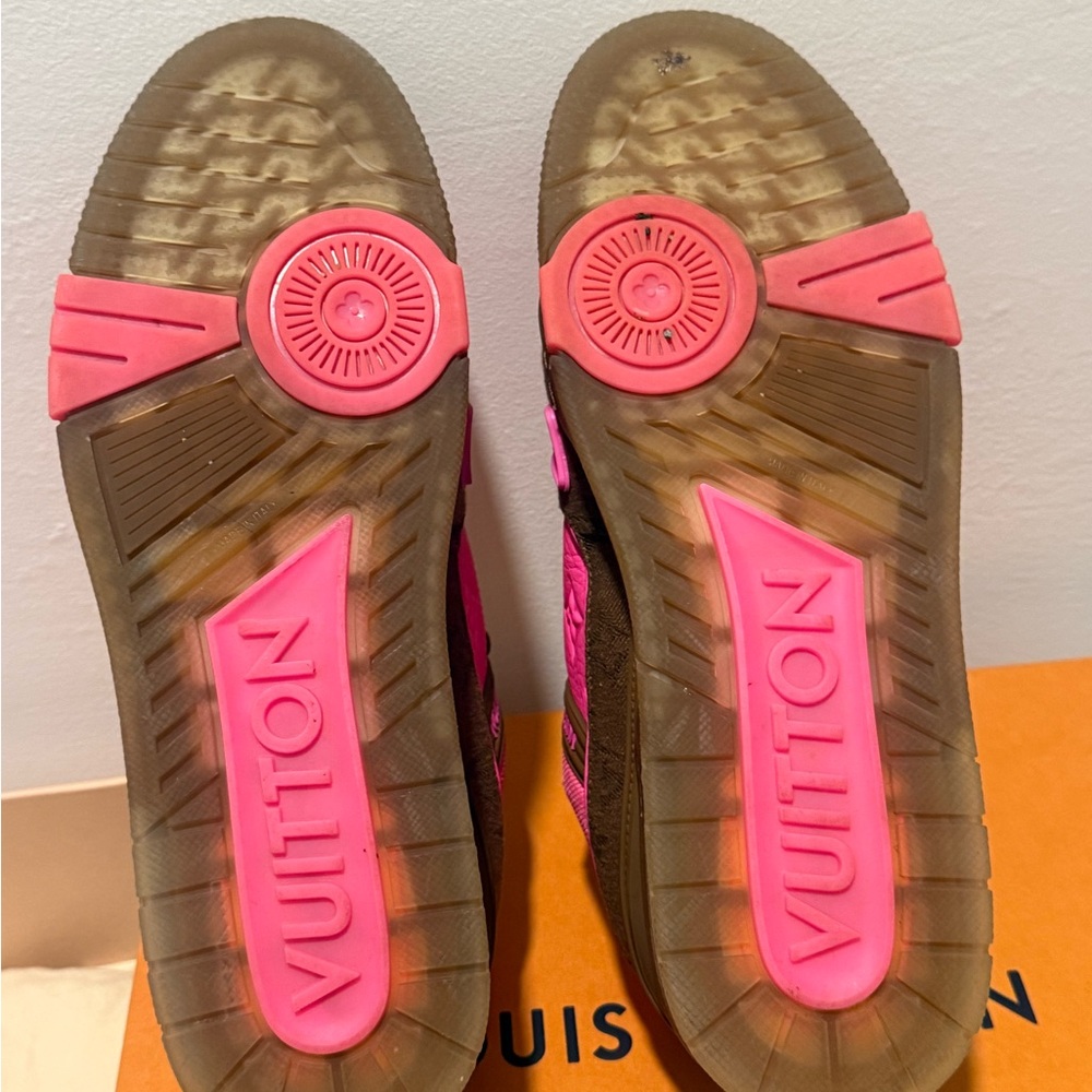 Louis Vuitton Women's Sneakers in Pink and Brown - Picture 5 of 7